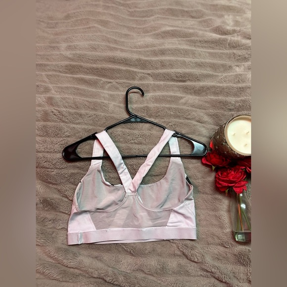 IVY Park sports bra size large colour white - Picture 2 of 4